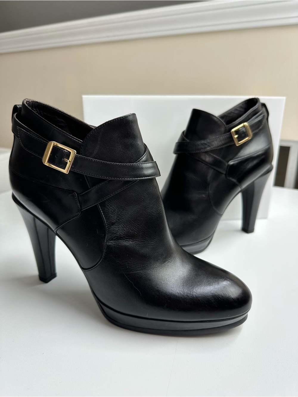 MaxMara Monviso Black Leather Ankle Boots Euro Size 41 | US 10